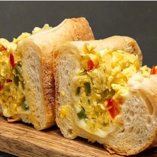 Green Pepper Egg and Cheese Sandwich
